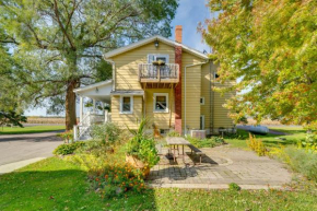 Quaint and Family-Friendly Watertown Farmhouse!